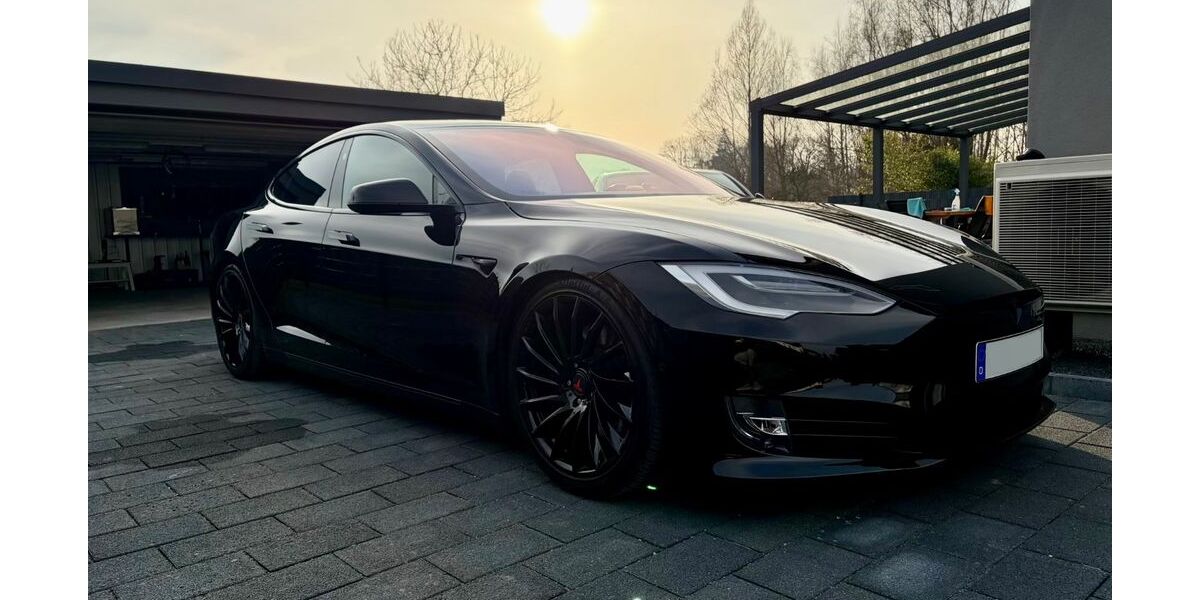 Tesla Model S 41.900 km 33.999 &euro; Fredersdorf 15370