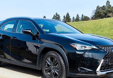 Lexus UX 60.500 km 23.500 &euro; Witzmannsberg 94104