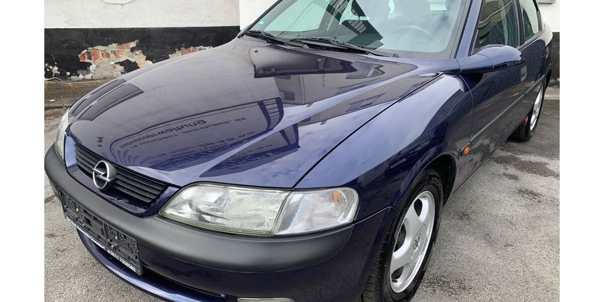Opel Vectra 103.748 km 2.699 &euro; Düsseldorf 40231