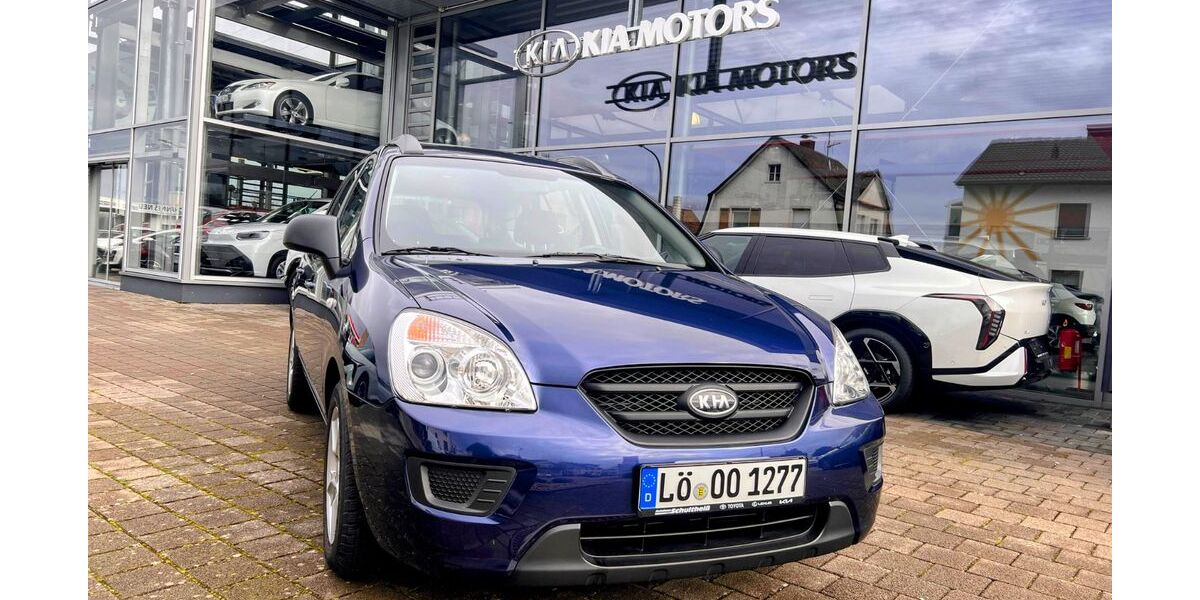 Kia Carens 28.000 km 6.150 &euro; Lörrach 79541