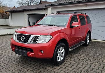 Nissan Pathfinder 209.000 km 10.500 &euro; Ravensburg 88214