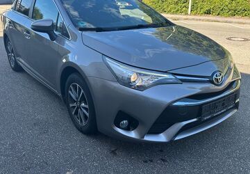 Toyota Avensis 147.000 km 12.800 &euro; Möglingen/Ludwigsburg 71696
