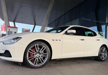 Maserati Ghibli 79.000 km 29.500 &euro; Offenburg- Zunsweier 77656