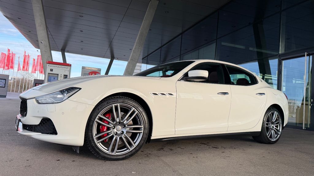Maserati Ghibli 79.000 km 29.500 &euro; Offenburg- Zunsweier 77656