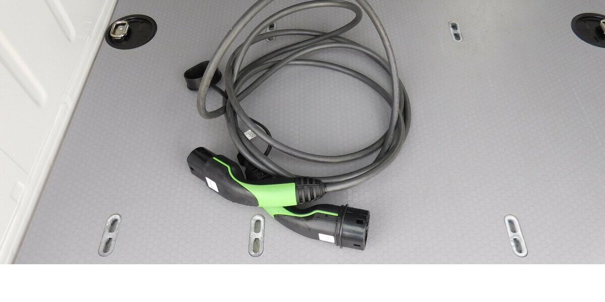 VW Caddy Maxi Abt-e Elektrik DSG Klima Navi 1.700 km 14.990 &euro; Vordorf 38533