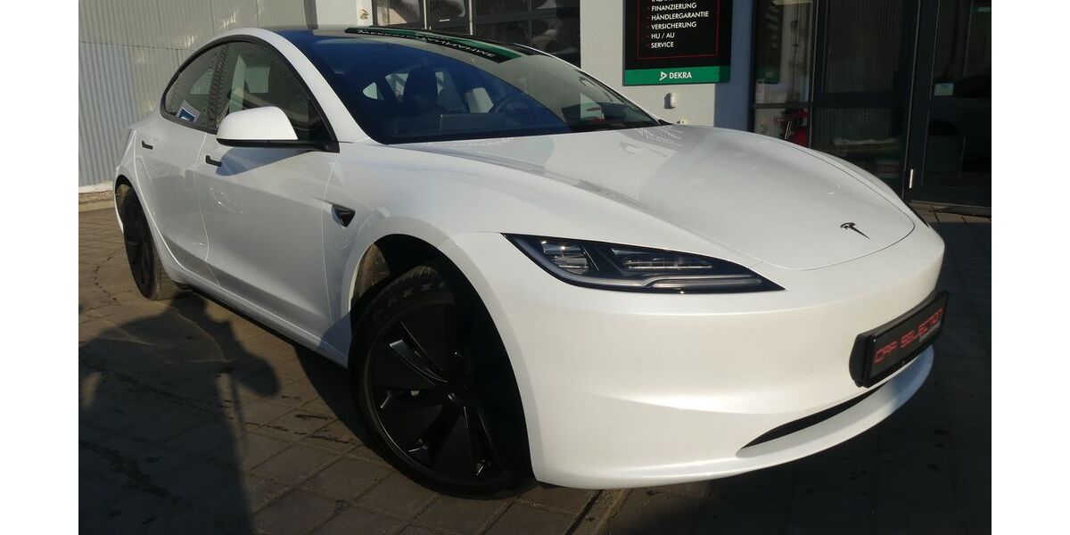 Tesla Model 3 13.843 km 35.800 &euro; Berlin 13156
