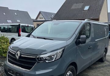 Renault Trafic 47.582 km 28.500 &euro; Herford 32049