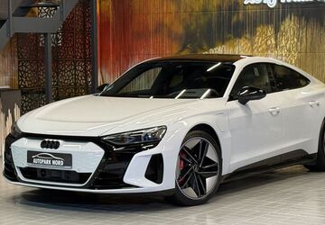 Audi RS e-tron GT 14.492 km 75.900 &euro; München 81829