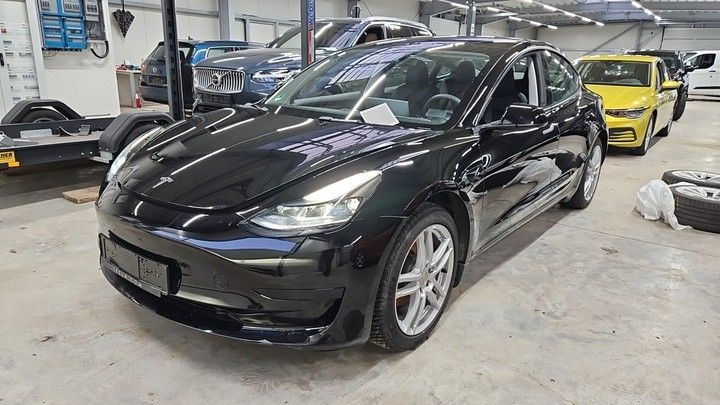 Tesla Model 3 67.800 km 25.771 &euro; Amberg 92224