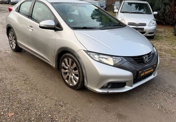 Honda Civic 150.000 km 6.990 &euro; Berlin 13127