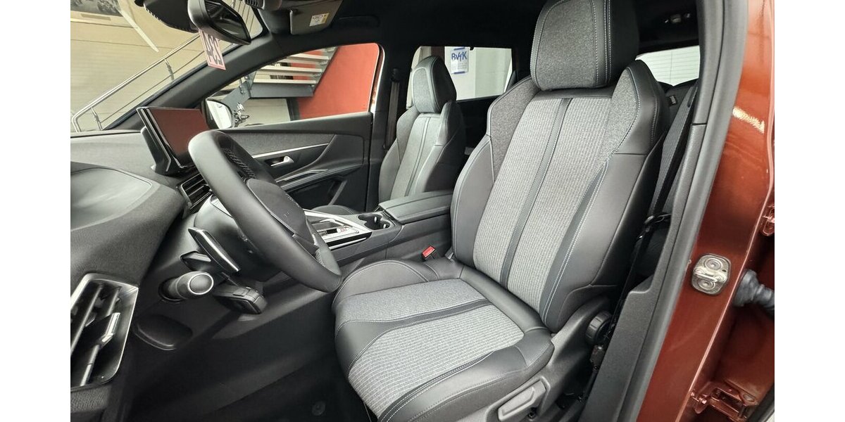 Peugeot 5008 Puretech 130 Allure 1.Hand 7 Sitze Carplay 23.100 km 23.890 &euro; Lich 35423