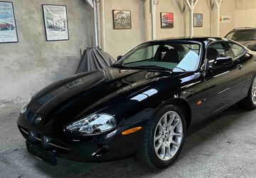 Jaguar XK8 77.930 km 28.950 &euro; Düsseldorf 40547