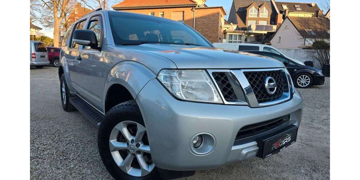 Nissan Pathfinder 280.000 km 7.950 &euro; Lippstadt 59557