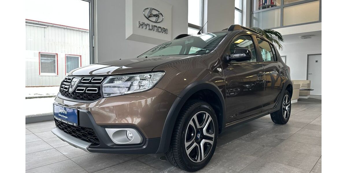 Dacia Sandero 54.000 km 12.760 &euro; Papenburg 26871