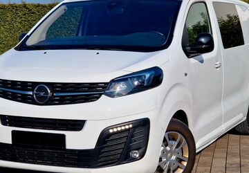 Opel Vivaro 110.000 km 18.981 &euro; Bad Lippspringe 33175