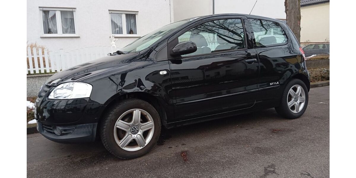 VW Fox 144.000 km 2.290 &euro; Rodgau 63110