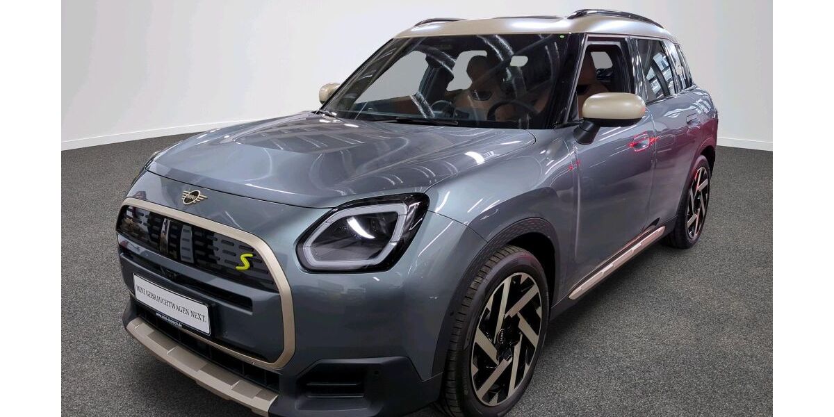 Mini Cooper SE Countryman 3.096 km 47.130 &euro; 