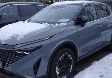 Nissan Qashqai 9.720 km 28.990 &euro; Bergen auf Rügen 18528