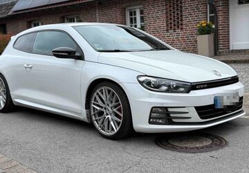 VW Scirocco 168.000 km 14.700 &euro; Gelsenkirchen 45892