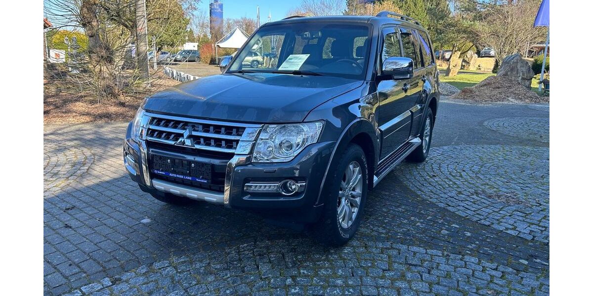 Mitsubishi Pajero 187.393 km 24.900 &euro; Romrod-Zell 36329