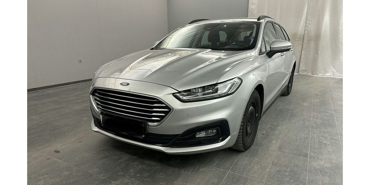 Ford Mondeo 106.900 km 15.490 &euro; Bretten 75015