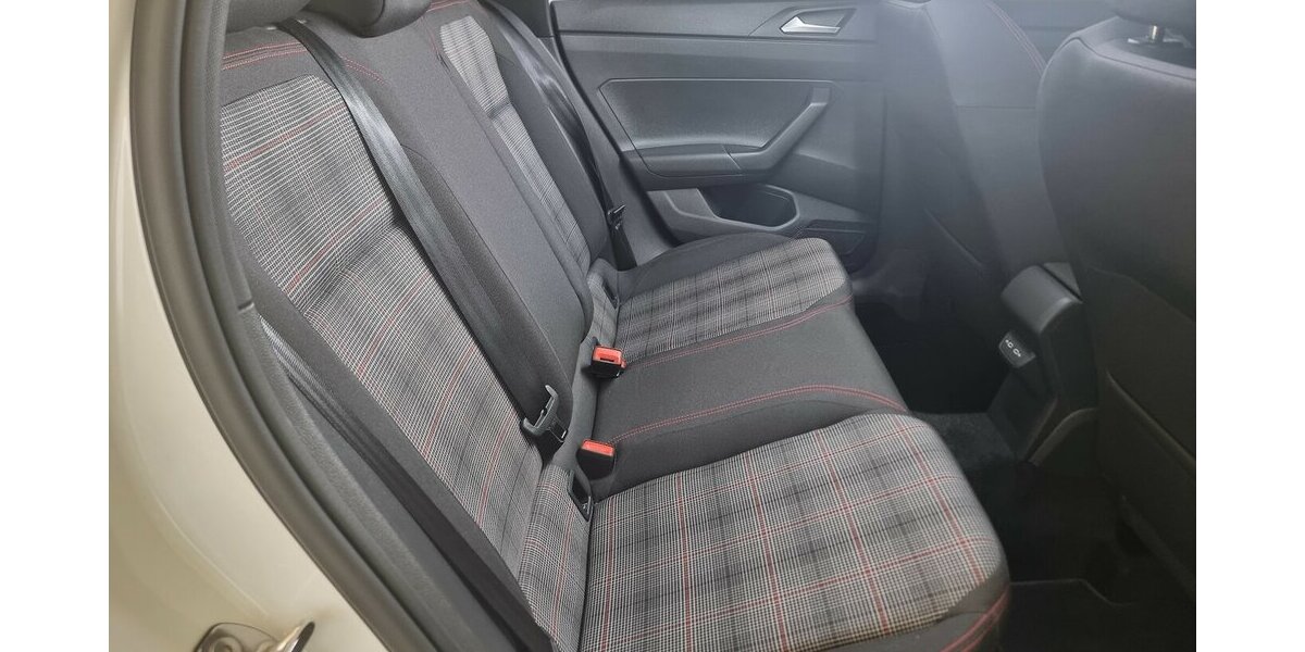 VW Polo GTI 2.0 TSI DSG Matrix-LED ACC APP SHZ DAB 18.300 km 23.900 &euro; Garrel 49681