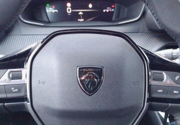 Peugeot 208 10.000 km 16.990 &euro; Duisburg 47059