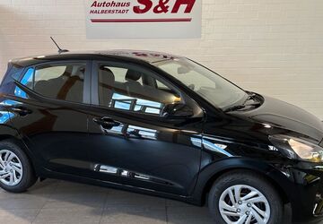 Hyundai i10 8.000 km 16.450 &euro; Halberstadt 38820