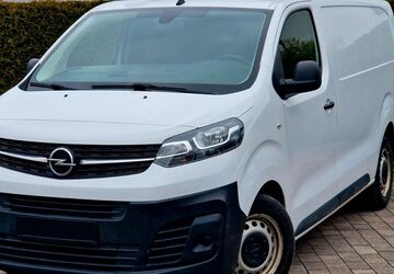 Opel Vivaro 84.000 km 20.800 &euro; Bad Lippspringe 33175