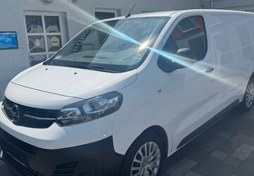 Opel Vivaro 421.212 km 7.289 &euro; Plothen 07907