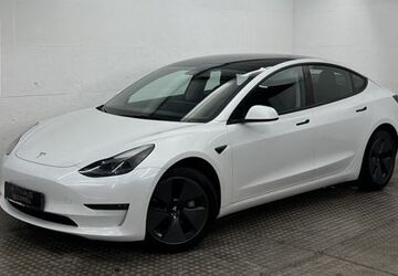 Tesla Model 3 56.311 km 29.300 &euro; Berlin 12351