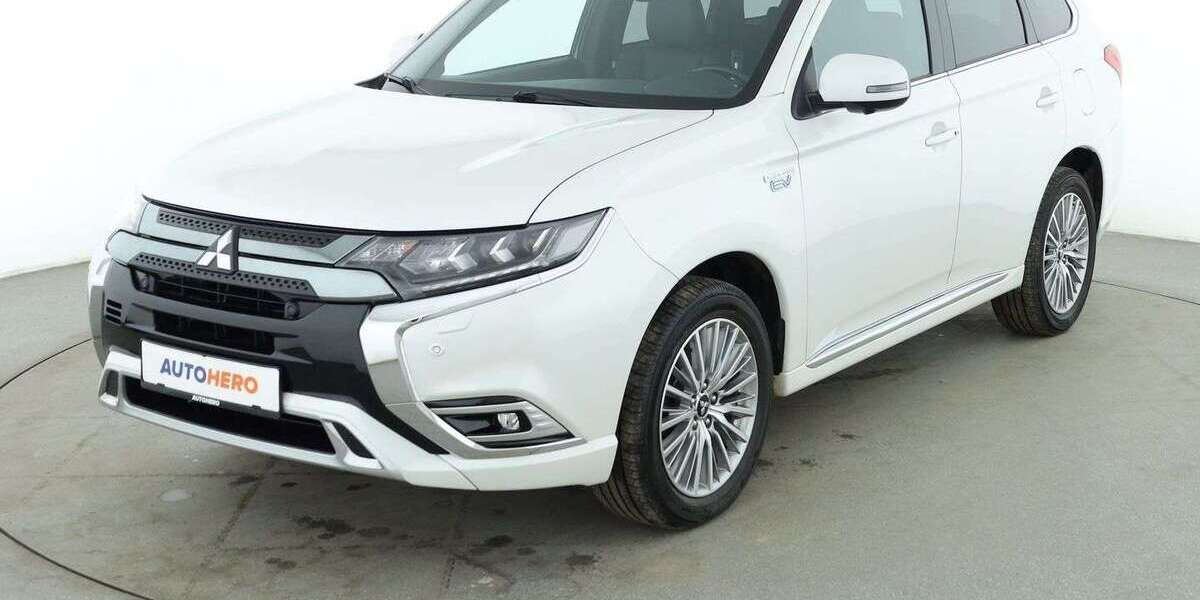 Mitsubishi Outlander 53.578 km 23.290 &euro; Stuttgart 70195