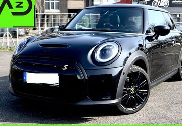 Mini Cooper SE 11.992 km 19.980 &euro; Düsseldorf 40229