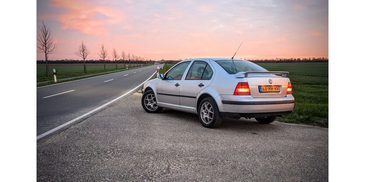 VW Bora 186.000 km 2.995 &euro; Selfkant 52538