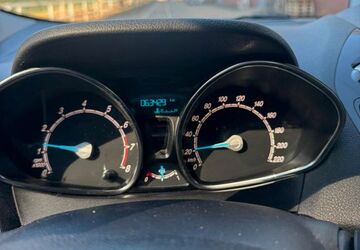 Ford Tourneo Courier 63.460 km 11.400 &euro; Berlin 14199