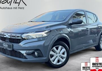 Dacia Sandero 10.903 km 16.980 &euro; Landshut/Altdorf 84032