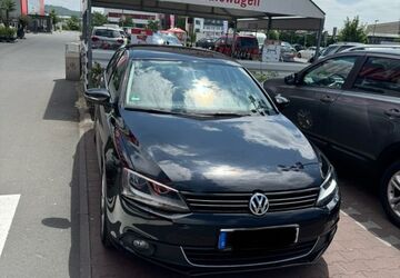 VW Jetta 123.700 km 8.600 &euro; Giessen 35390