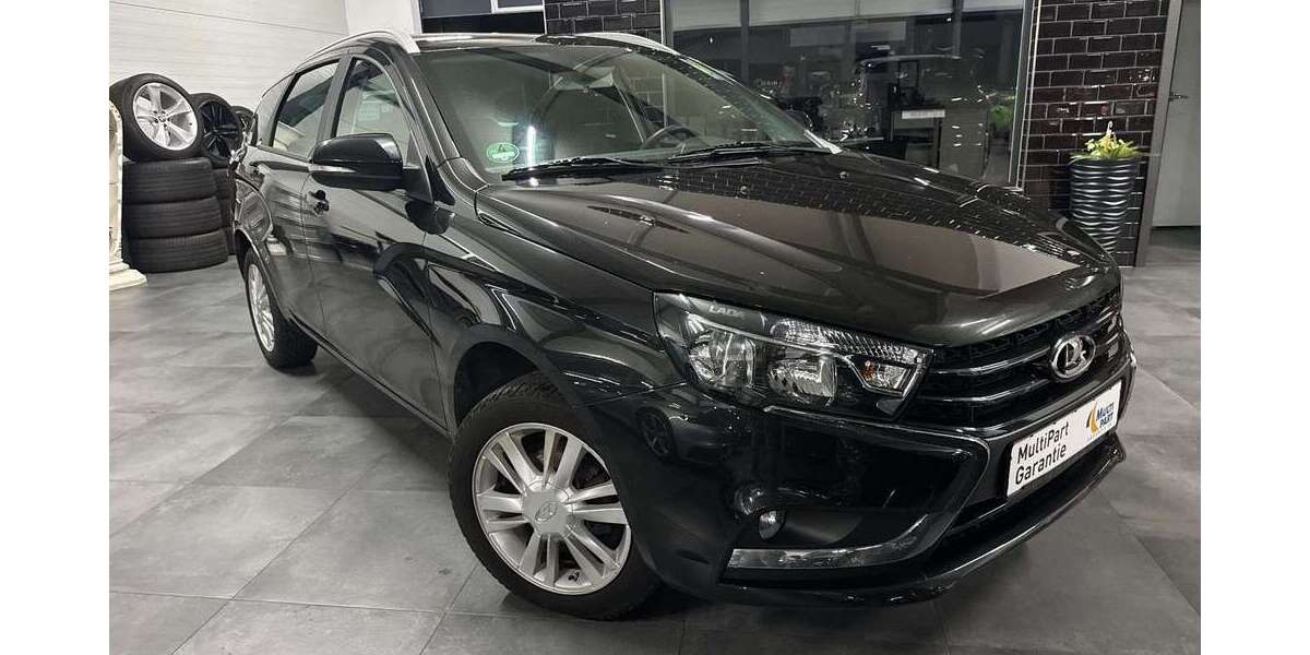 Lada Vesta 133.000 km 5.999 &euro; Weiden 92637