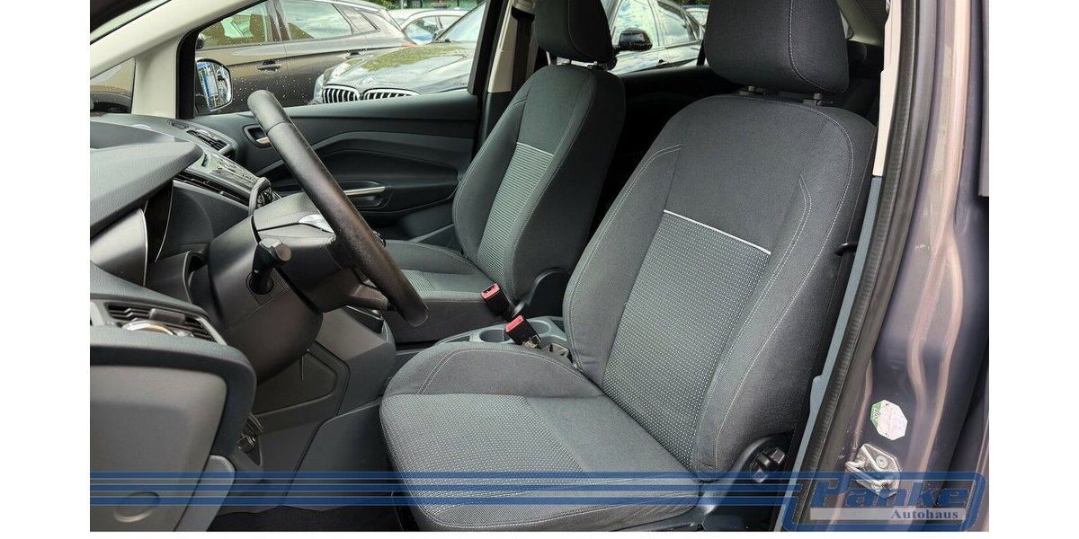 Ford Grand C-Max Champions Edition*SHZ*PDCv+h* 176.659 km 5.280 &euro; Berlin 13187