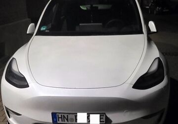 Tesla Model Y 29.000 km 40.500 &euro; Heilbronn 74074