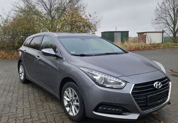 Hyundai i40 94.332 km 9.796 &euro; Magdeburg 39116