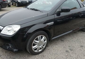 Opel Tigra Edition Klima Sitzheizung PDC § 10/26 94.000 km 5.950 &euro; Neumarkt/OPf 92318