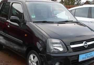 Opel Agila 85.600 km 3.850 &euro; Alt-Mölln 23881