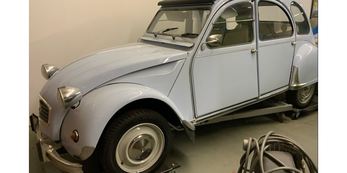 Citroen Citroën 2CV 999.999 km 12.000 &euro; Emmerich 