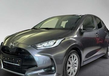 Mazda 2 61.300 km 17.490 &euro; München 80339