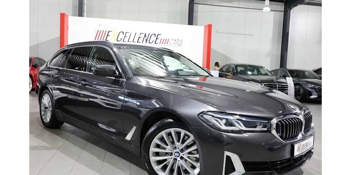 BMW 530i Touring INNOVATION LUXURY-LINE BUSINESS 45.000 km 40.444 &euro; Hamm 59077