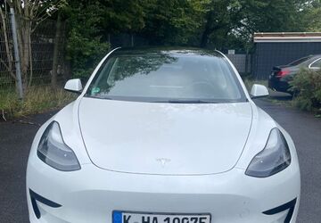 Tesla Model 3 65.000 km 22.999 &euro; Pulheim 50259