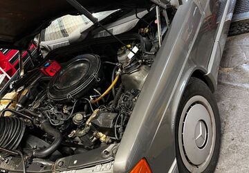 Mercedes-Benz 190 265.166 km 3.999 &euro; Geilenkirchen 52511