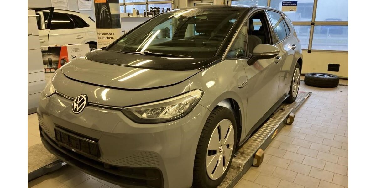 VW ID.3 17.535 km 22.679 &euro; Wittingen 29378
