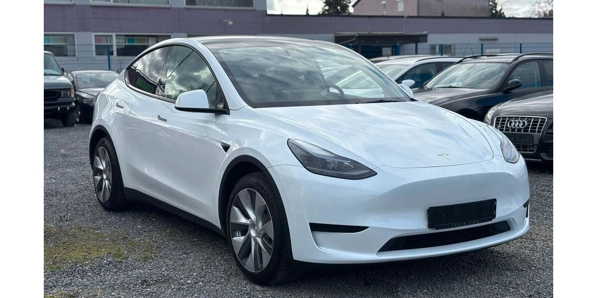 Tesla Model Y 56.000 km 29.500 &euro; Düren 52349